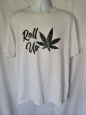 Roll Up Weed Leaf Graphic T-Shirt White Cotton Men's Short Sleeve L